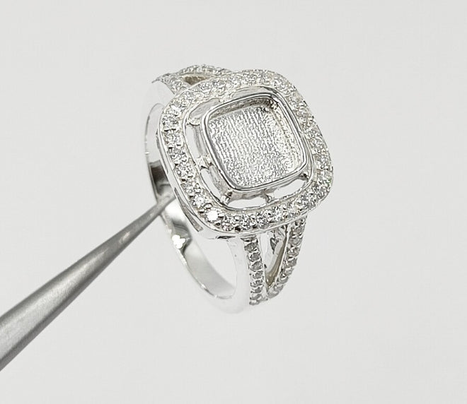 Square cushion double band ring