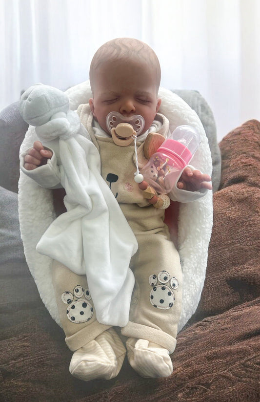 Baby reborn doll